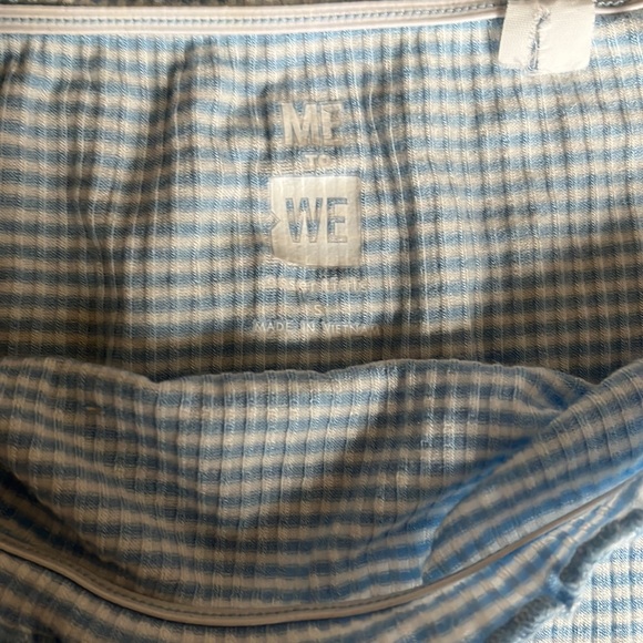 Off the shoulder blue/white top - Picture 2 of 3